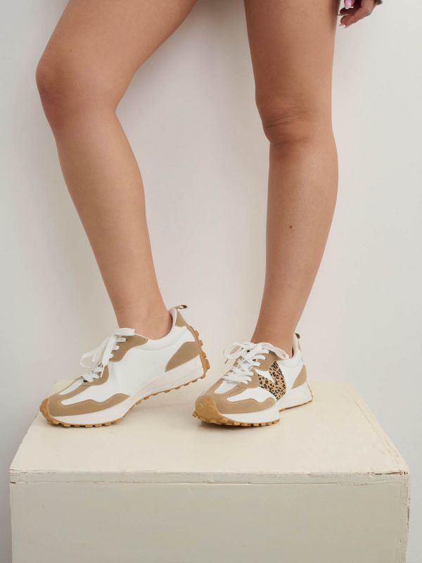 סניקרס לנשים 36-41