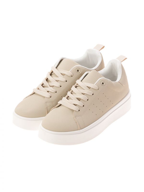 סניקרס בייסיק