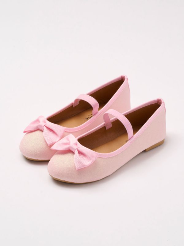 נעלי בובה נוצצות